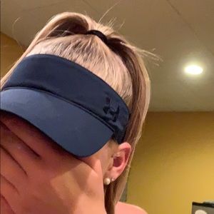 Under Armour women’s visor, navy blue